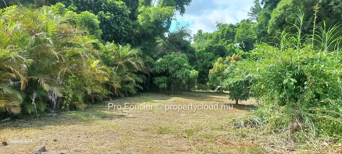 Land for sale in Cote D'Or - Riverside Plot in a secure residential development