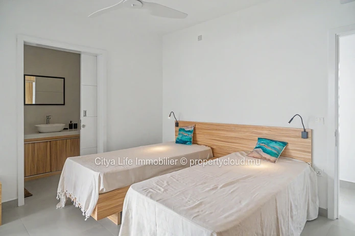 Maison 3 chambres avec piscine à vendre à Mont Mascal (180 m²)