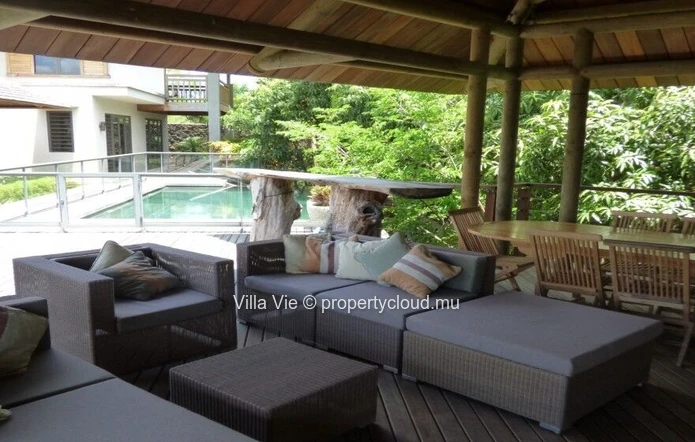 Mellville - Villa face à la mer de 4 Chambres