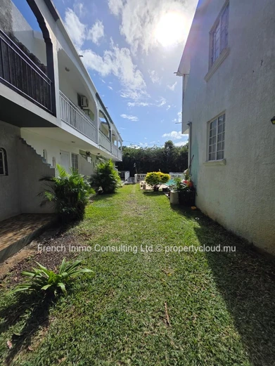 Appartement 2 chambres en duplex a pereybere rue de bali