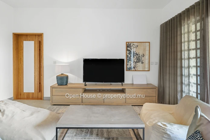 Furnished 3-bedroom apartment with pool for rent in St Antoine