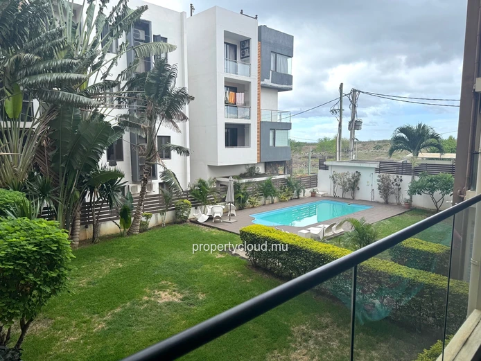Flic en Flac - Superb Furnished Apartment for Sale in a Secure Residence with Swimming Pool