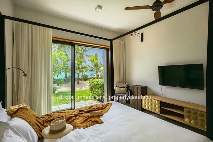 Luxury Beachfront Apartment with Coin de Mire Views – Pointe d’Azur, Pereybere