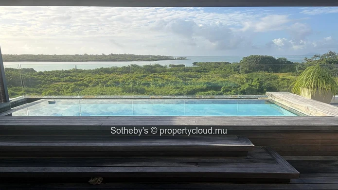 Ocean Veranda