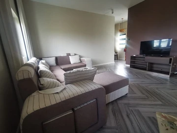 4 Bedroom Townhouse, Duplex