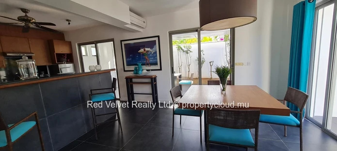 Luxury Villa for Rent in Pointe aux Canonniers | Beachfront Residence
