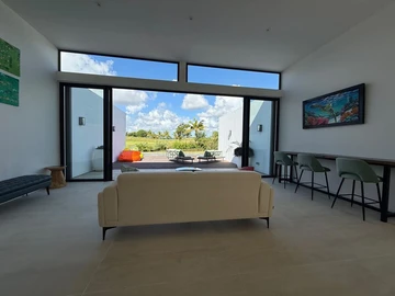 4 Bedroom Villa