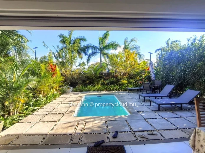Duplex moderne de 3 chambres à Beau Plan Smart City