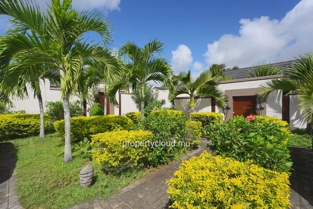 A vendre magnifique villa dans une residence accessible aux etrangers à Grand Baie, La Salette.