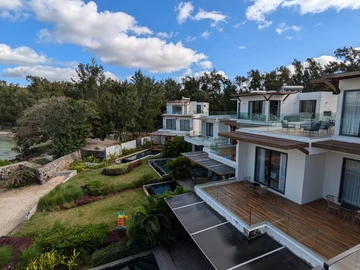 4 Bedroom Villa