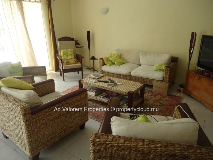 House in La Preneuse 