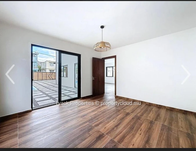 Villa Moderne 3 Chambres avec Piscine à Vendre à Péreybère
