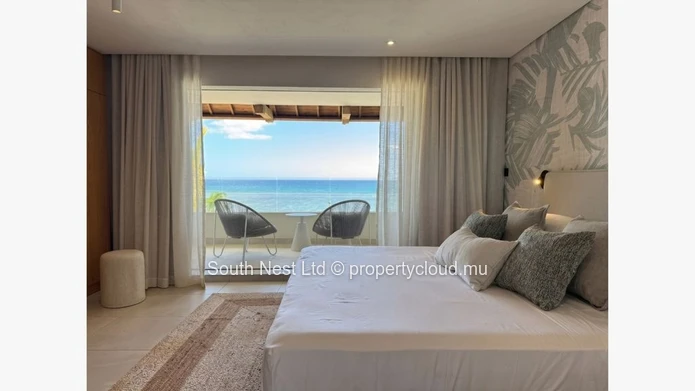 Appartement Duplex de Prestige en Front de Mer