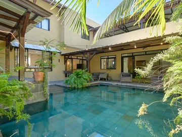 4 Bedroom Villa