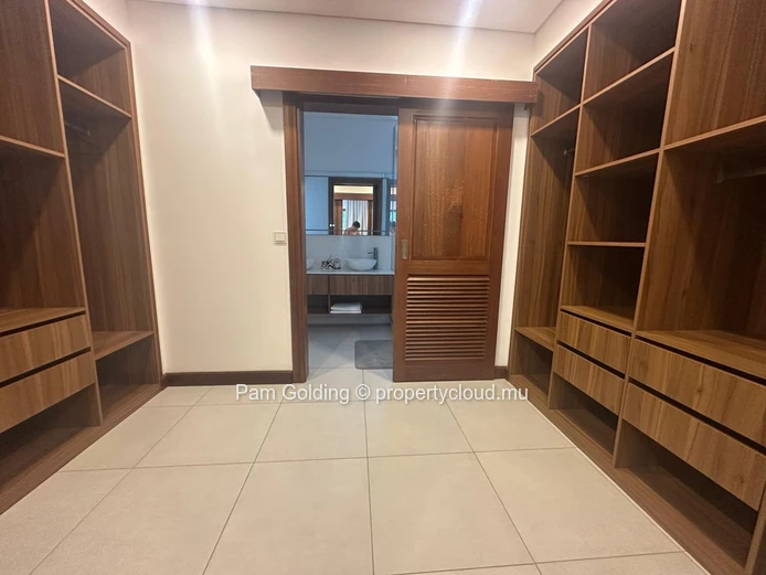 Appartement 3 Chambres En Rez-De-Jardin À Pointe Aux Canonniers – Prestations Haut De Gamme