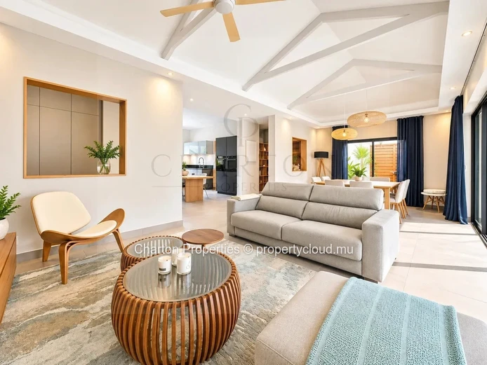 Villa de luxe de 4 chambres en suite au cœur d’un domaine PDS sécurisé
