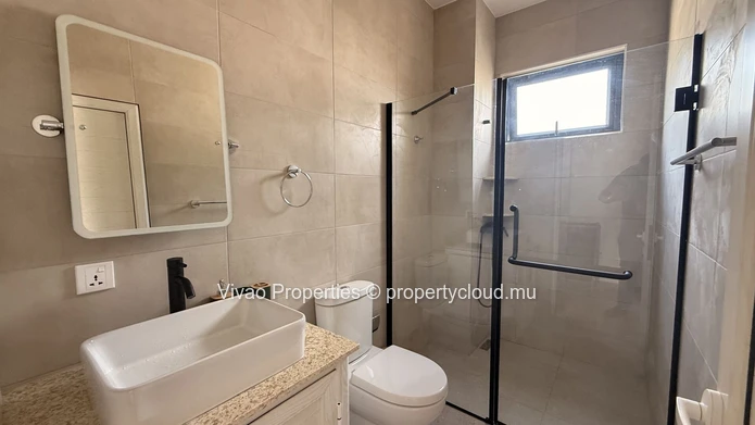 Brand new 3-bedroom furnished apartment, access to communal pool, walking distance to La Preneuse beach, Black River ...