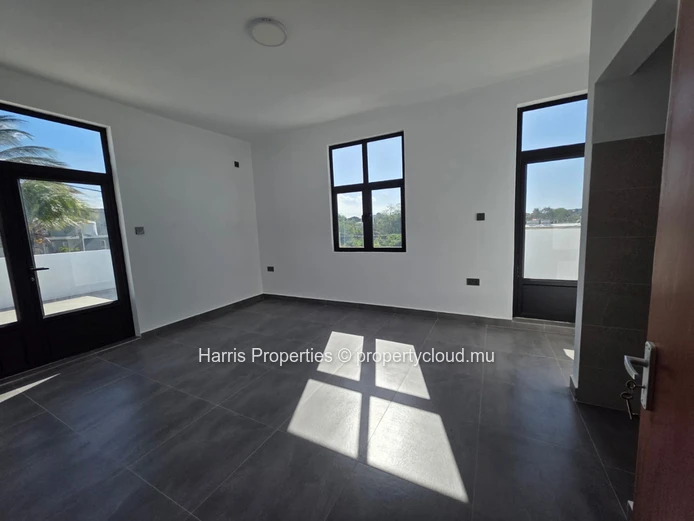 À VENDRE – Belle villa neuve à Grand Gaube (Mandat exclusif)
