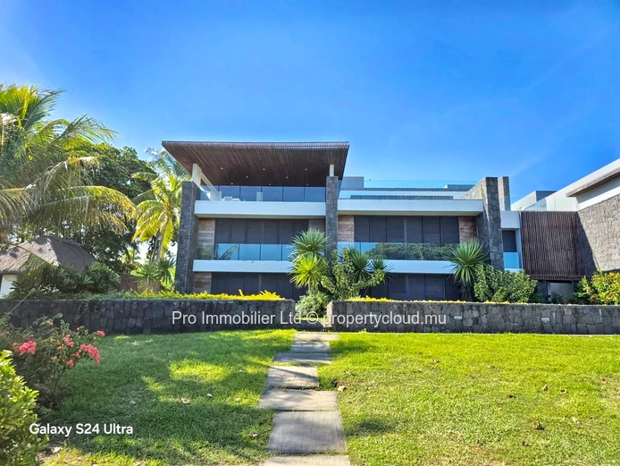 Superbe Penthouse en Bord de Mer à Vendre – Blue Bay South | PLEINE PROPRIÉTÉ