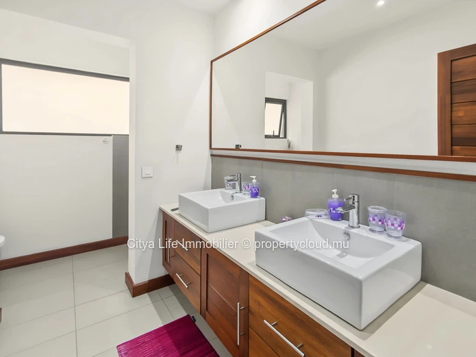 3-Bedroom RES Villa with Private Pool for Sale in Péreybère