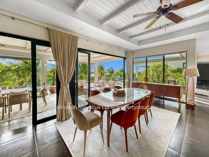 Spectacular Penthouse With Panoramic Ocean & River Views