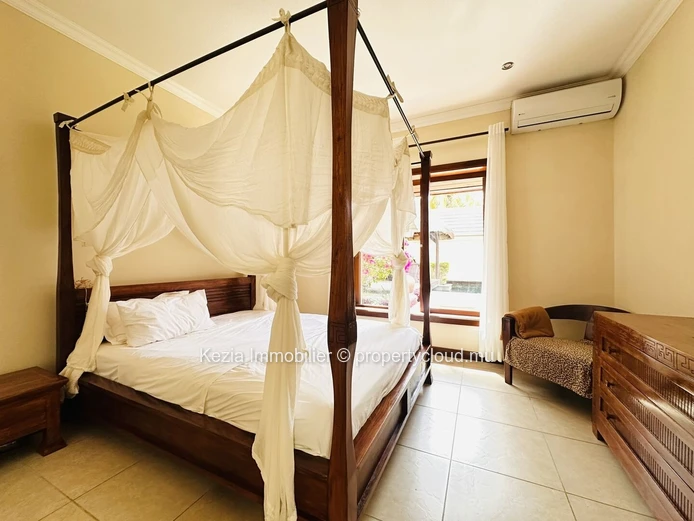 Charming And Intimate Villa