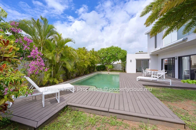 Elegant 4-bedroom furnished villa with private pool close to the beach in Trou aux Biches – Mauritius