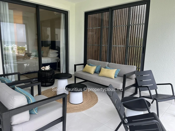 Appartement 3 chambres en bord de mer : Accès direct, sécurité 24h
