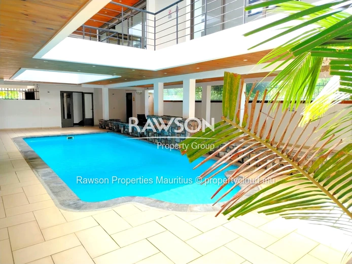 MIDTERM RENTAL – PENTHOUSE WITH PRIVATE ROOFTOP POOL  - 2 Bed, 2 Bath