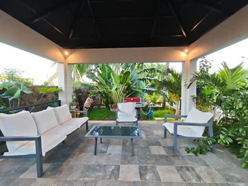 4 Bedroom Villa