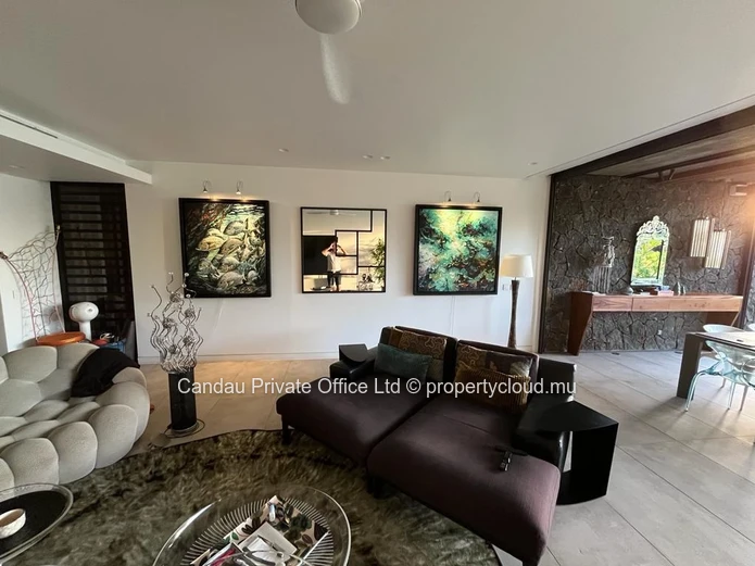 Erok Residence — Exceptional Garden-Level Apartment