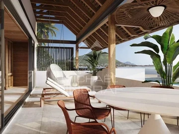 4 Bedroom Villa