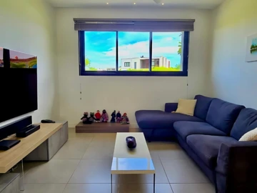 5 Bedroom Villa