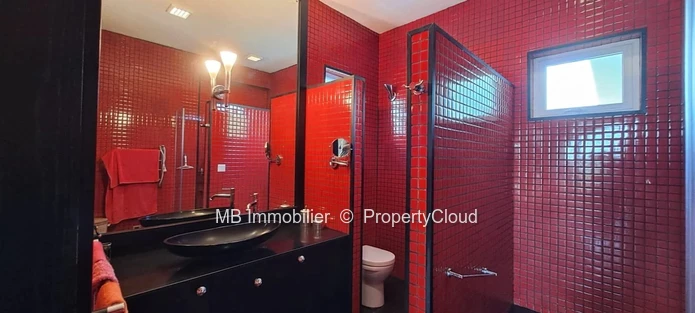 Villa for sale.