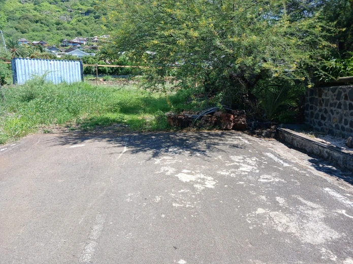 Land - For Sale - Black River 