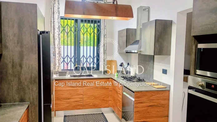 Villa Moderne de Luxe à Louer à Long Terme – Calodyne