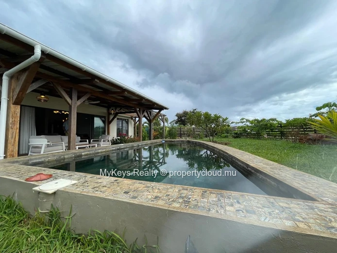 Elegant 3-Bedroom Villa for Rent - Tamarin