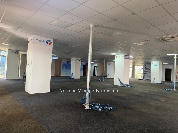 Office space of 1,000 m² on the 8th Floor