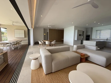 4 Bedroom Apartment