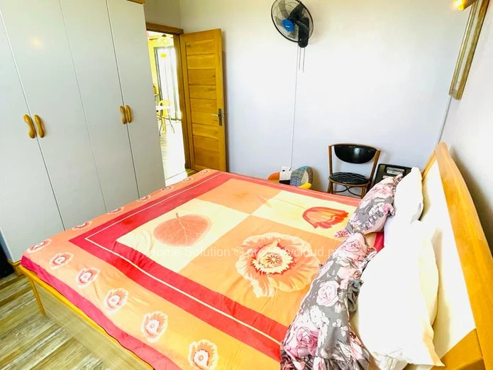 Semi-furnished House in Pereybère