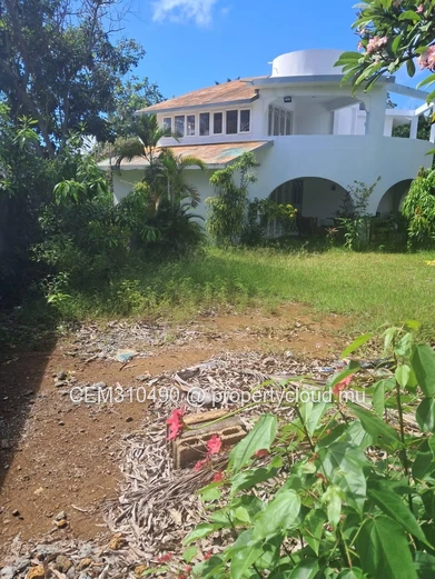 Villa avec Terrain à Vendre – Blue Bay 14 Perches
