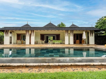 4 Bedroom Villa