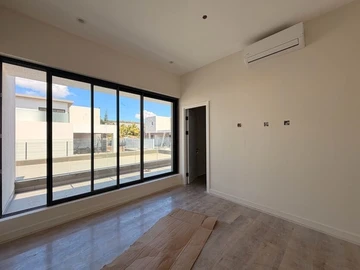 3 Bedroom Townhouse, Duplex