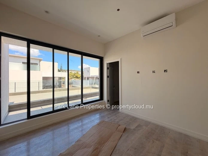 Brand new duplex in PDS ...delivery soon 
