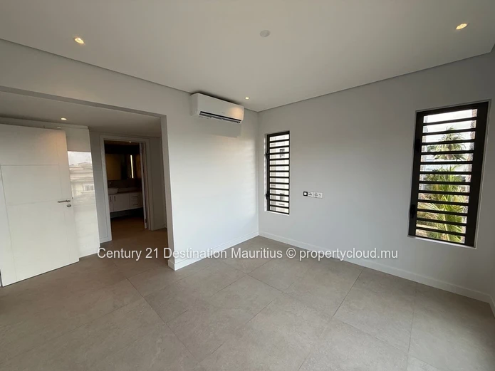 FROM USD 385,000 | Walk to the Lagoon – New 2-Bedroom Apartments