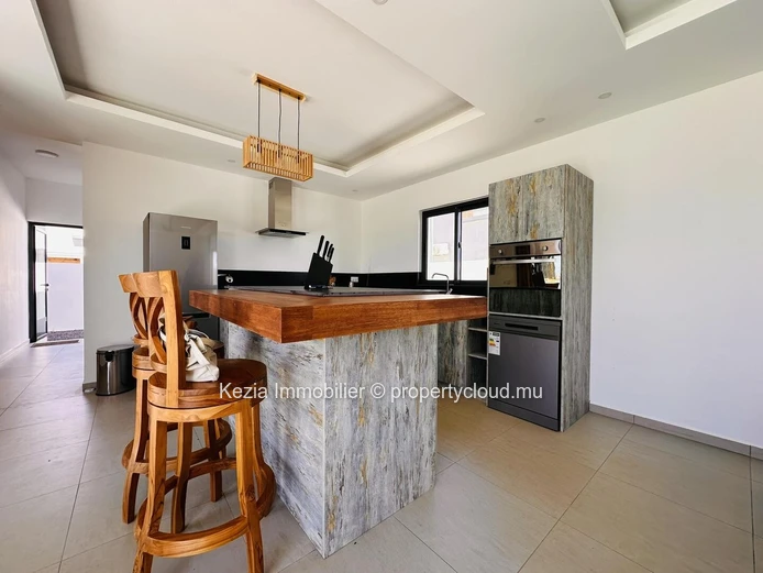 Villa Contemporaine Avec Piscine Et Jardin
