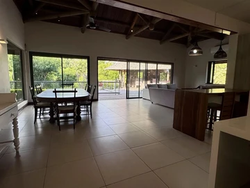Maison de 4 Chambres