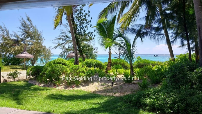 Belle Mare – Appartement en Bord de Mer à Louer – Pam Golding Mauritius