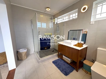 4 Bedroom Townhouse, Duplex