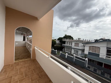 10 Bedroom House